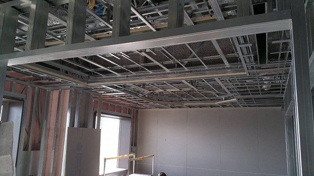 天井・壁下地施工後